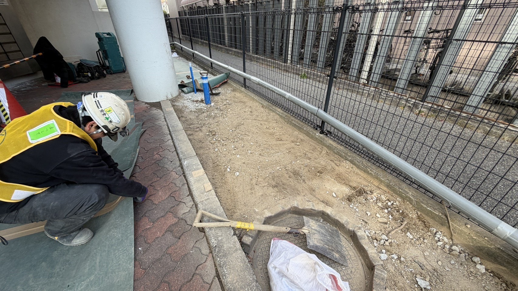 地中障害物撤去工事